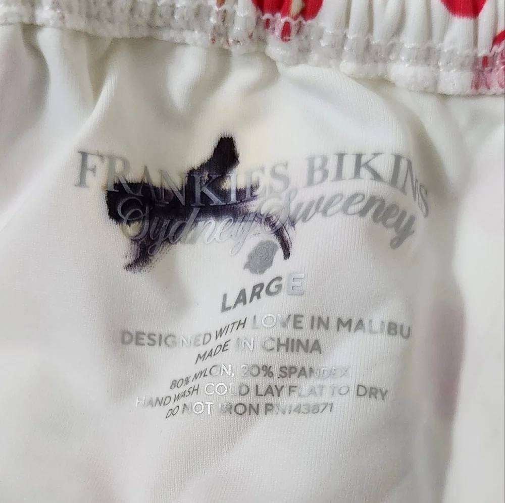 New!Frankie's Bikinis Tia‎ Bottom in Cherry Bomb